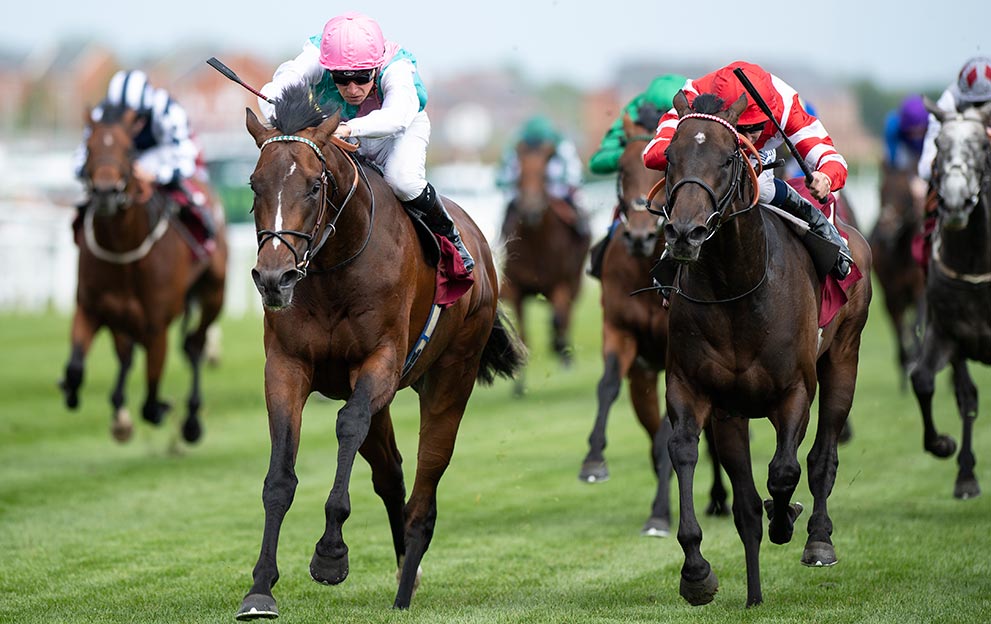 Headman-wins-London-Cup-at-Newbury