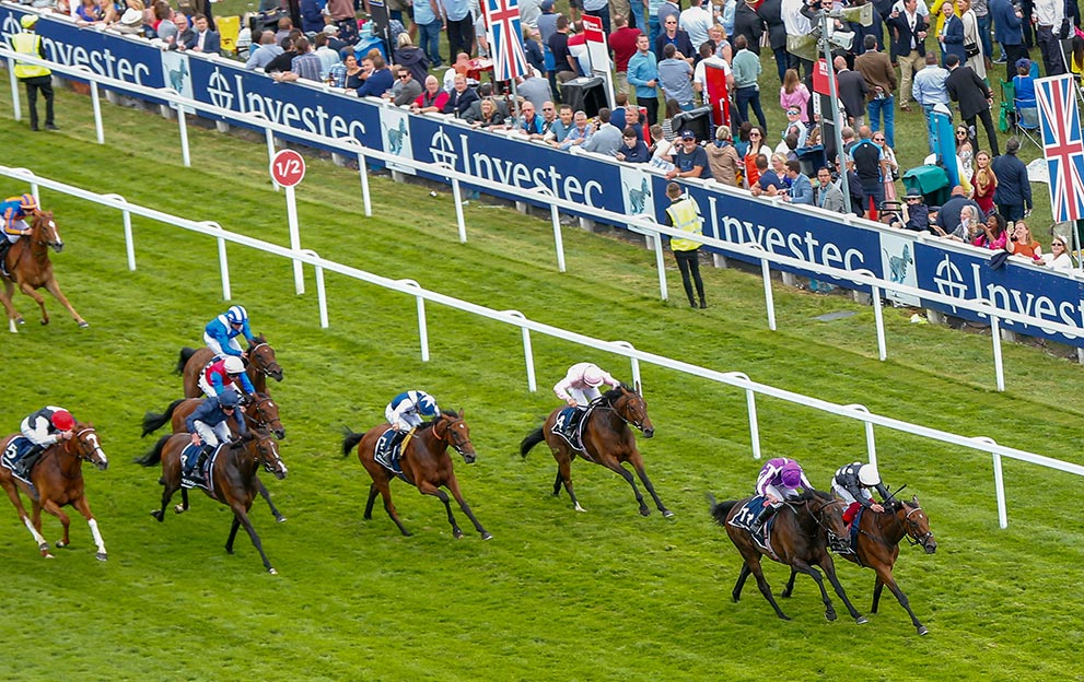 Epsom-Oaks-finish-2019