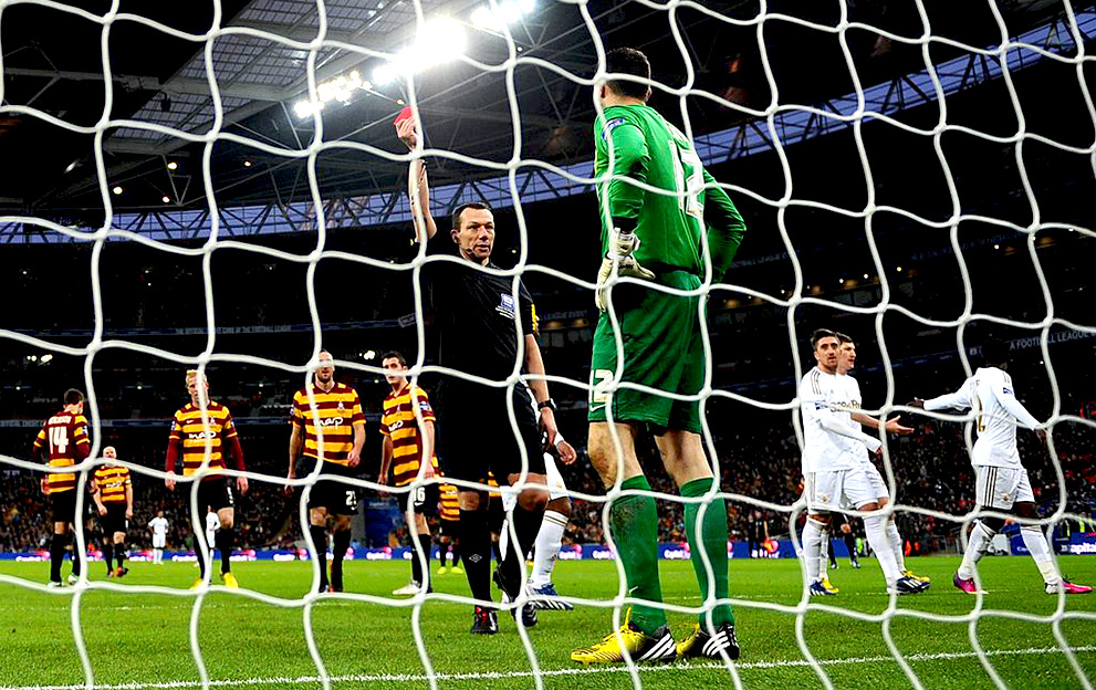 Bradford v Swansea League Cup Final 2013