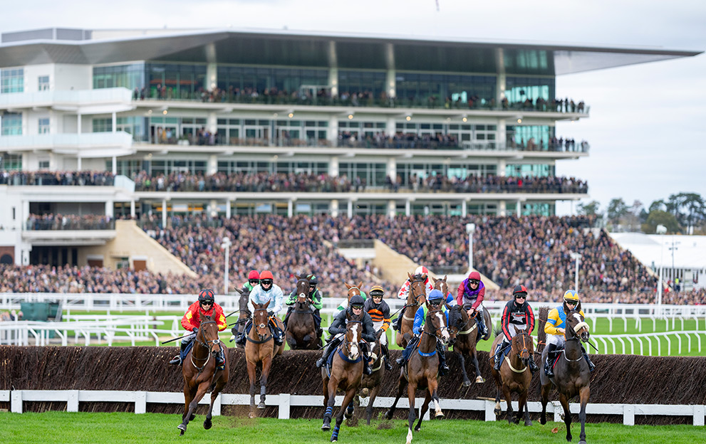 Cheltenham-Grandstand-November-meeting