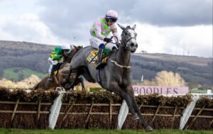 Lossiemouth wins the Triumph Hurdle