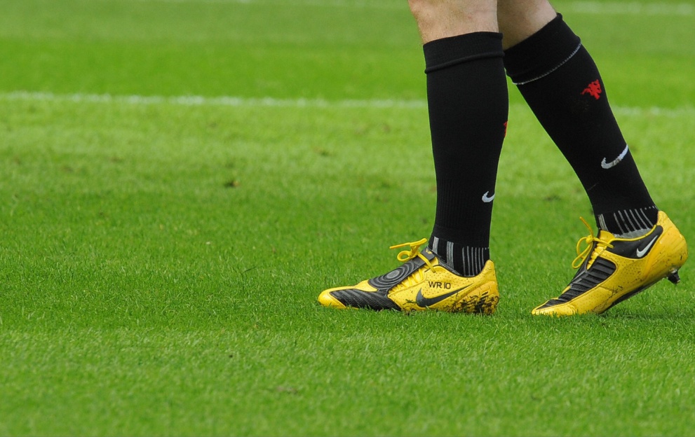 An image of Premier League golden boot winner Wayne Rooney's legs