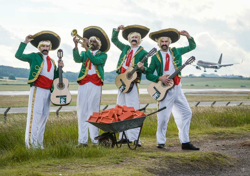 Donald Trump Scotland stunt, mexican band