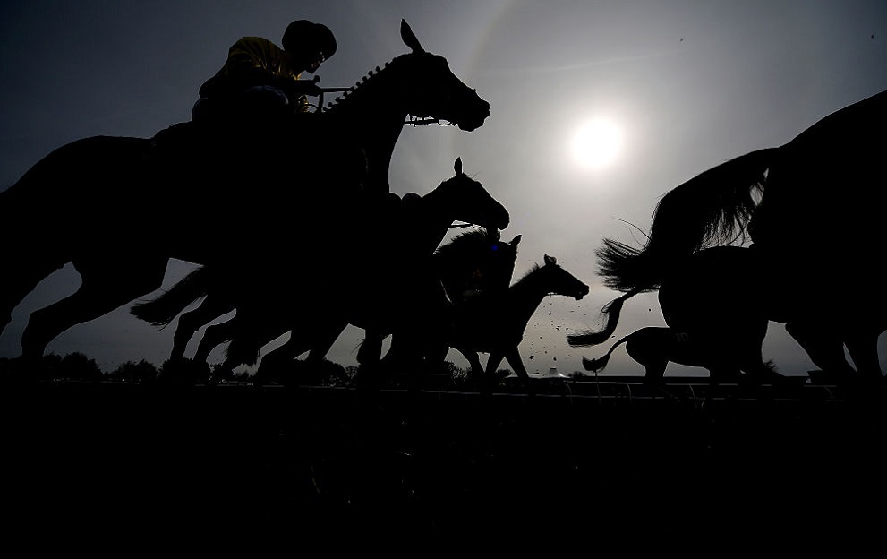 MARKET RASEN, ENGLAND - APRIL 10: A general view as runners prepare for the off at Market Rasen racecourse on April 10, 2016 in Market Rasen, England. (Photo by Alan Crowhurst/Getty Images)