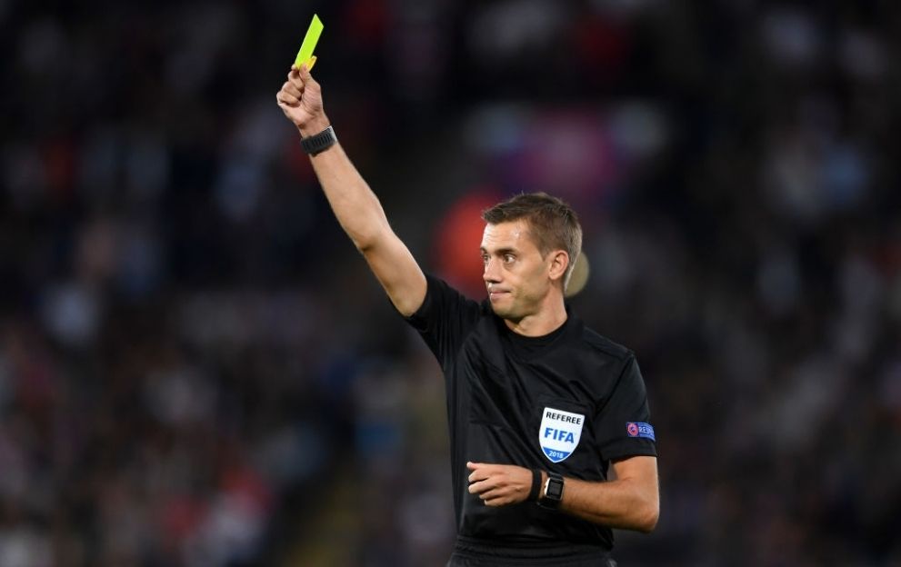 Clement Turpin referee yellow card England Switzerland International Friendly King Power Stadium September 11, 2018