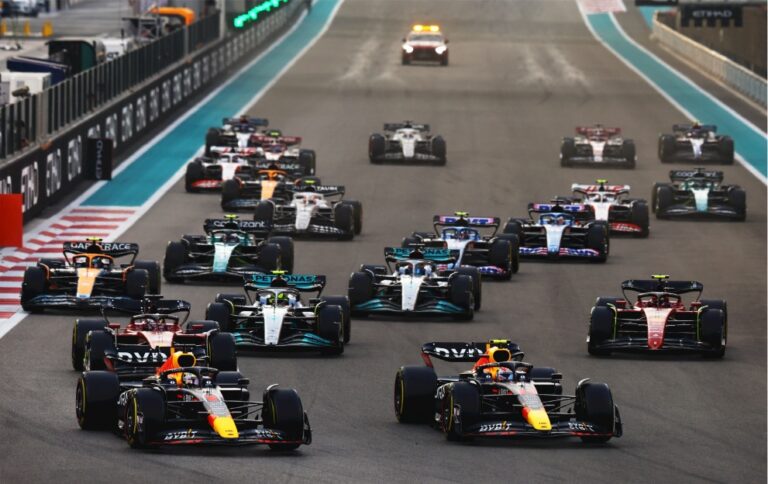 F1 cars in the Abu Dhabi Grand Prix